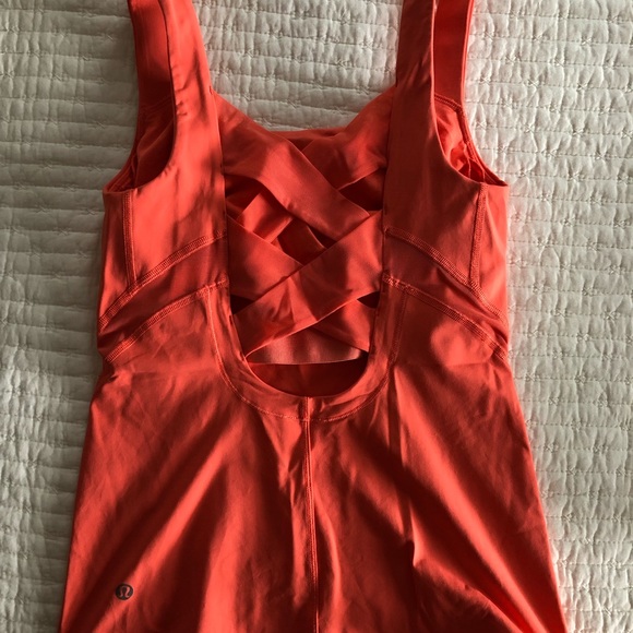 Lululemon tank - Picture 2 of 2